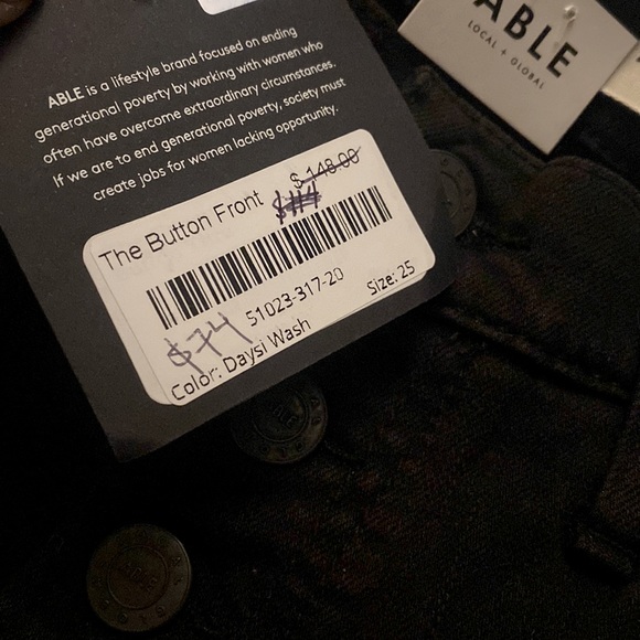 (26) Able Button Front Daysi Wash Jeans, Size 25, NWT - Picture 4 of 6